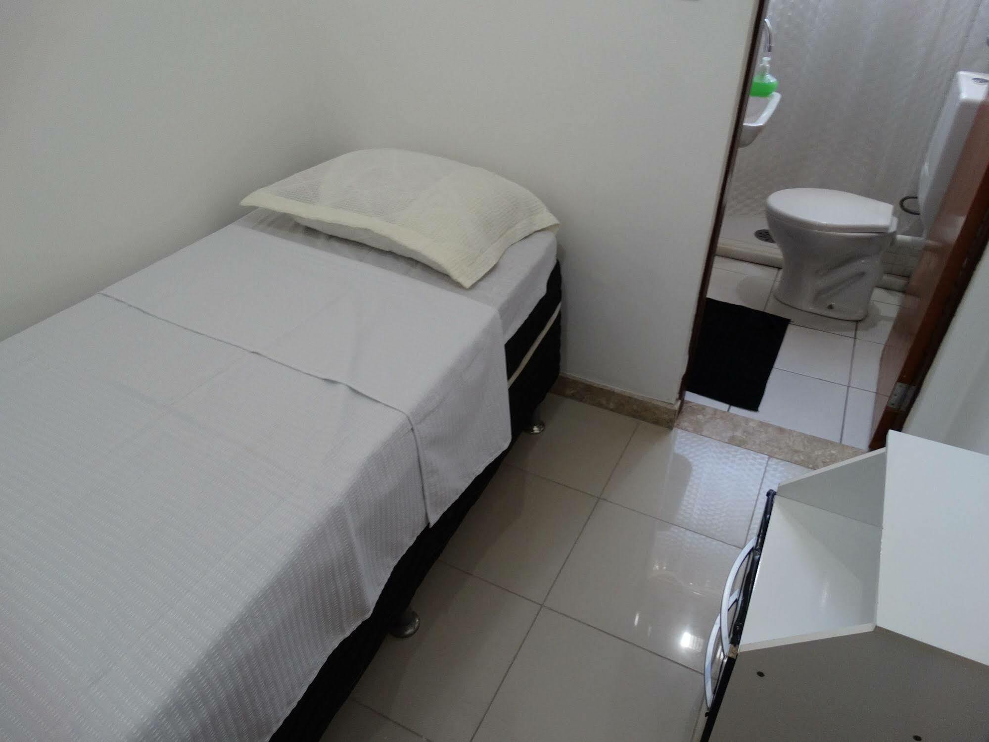 Ondina Praia Apartamento *